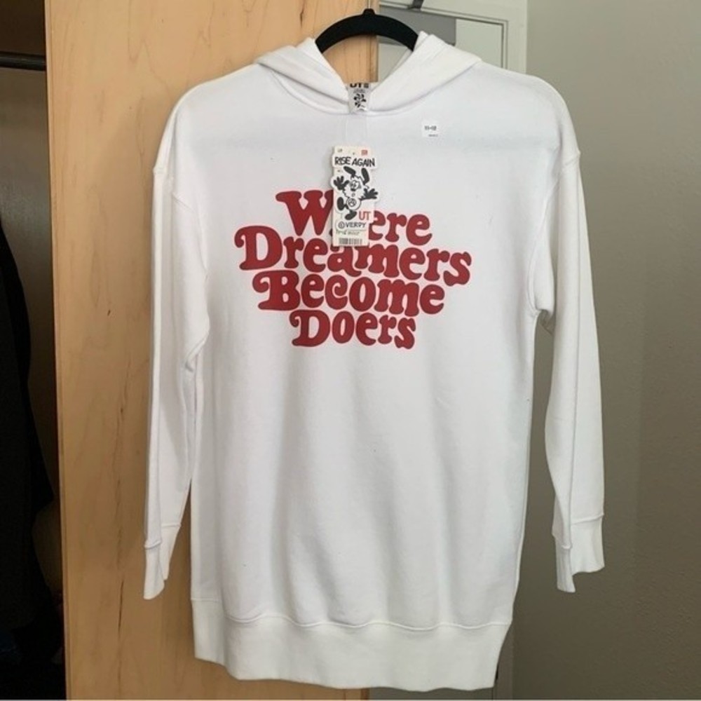 UNIQLO UT X Verdy FW 19 White “Rise Again” oversized Hoodie